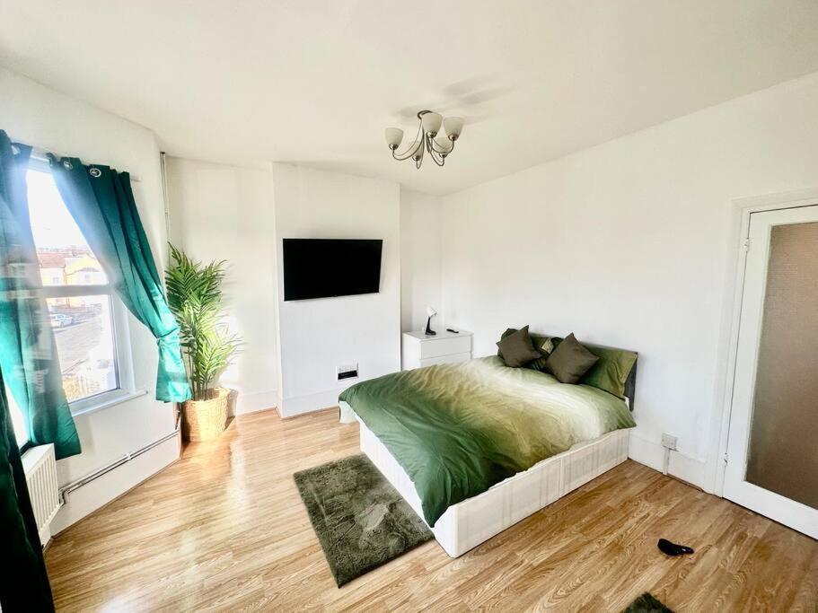 Cosy Two Bedroom Apartment,Se13 ロンドン エクステリア 写真
